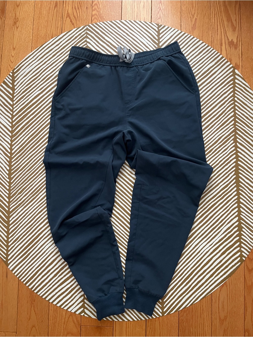 FIGS Tansen Jogger Scrub Pants Dark Harbour (M)